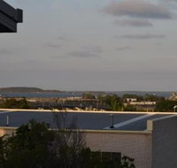 Gladstone Heights Executive Apartments - South Australia Travel