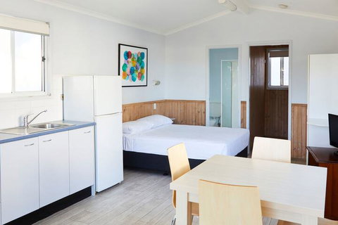 Crescent Head Holiday Park - South Australia Travel 6