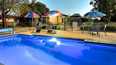 Castle Creek Motel - South Australia Travel 4