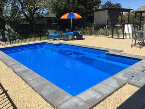 Castle Creek Motel - South Australia Travel 2