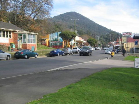 Warburton Holiday House - South Australia Travel 2