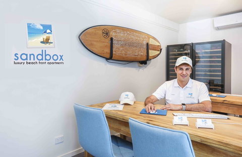 Sandbox Luxury Beach Front Apartments - South Australia Travel 0