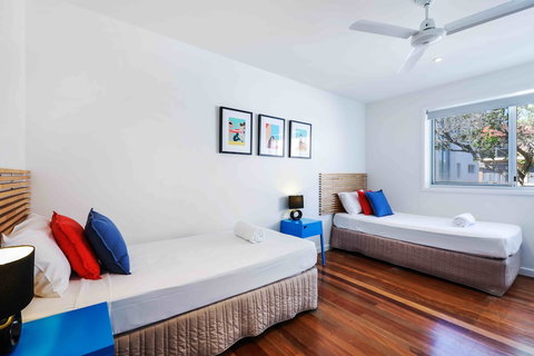 Sandbox Luxury Beach Front Apartments - South Australia Travel 3