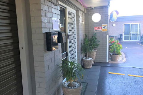 Toukley Motor Inn - South Australia Travel 7