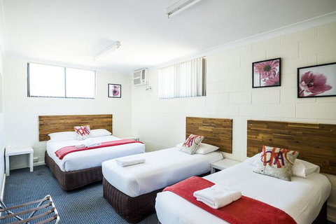 Plainsman Motel - South Australia Travel 3