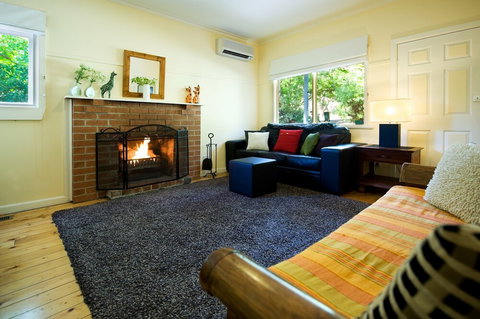 Apple Tree Cottage - South Australia Travel 6