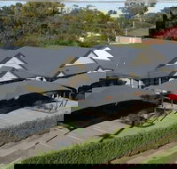 Francis Phillip Motor Inn - South Australia Travel