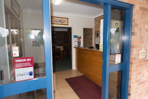 Tally Ho Motor Inn - South Australia Travel 0