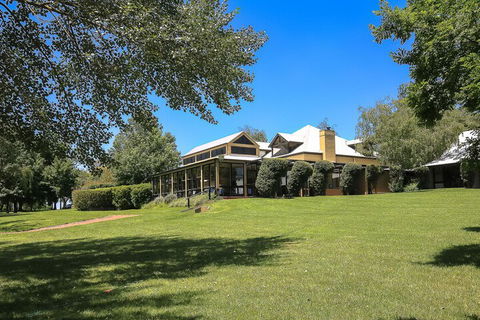 Briars Country Lodge - South Australia Travel 1