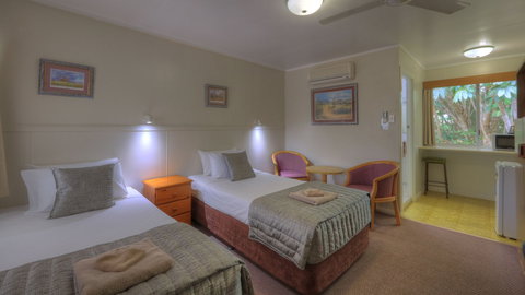 Atherton Hinterland Motel - South Australia Travel 3