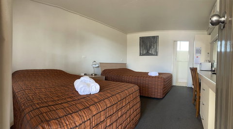 Rustyâ€™s Motel - South Australia Travel 5
