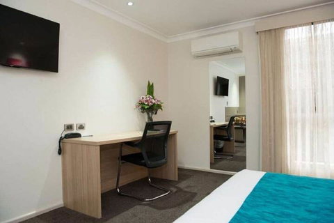 Central Caleula Motor Lodge - South Australia Travel 3