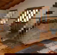 Beachport Retreat Holiday House - South Australia Travel