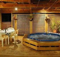 Woodland by the Bay  Puddleduck Cottage - South Australia Travel