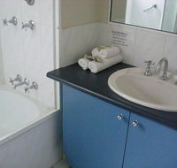 Mainsail Holiday Apartments - South Australia Travel