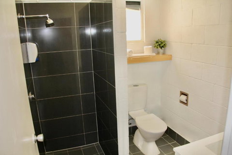 Hideaway Noosa Men Only Beach Resort - South Australia Travel 3