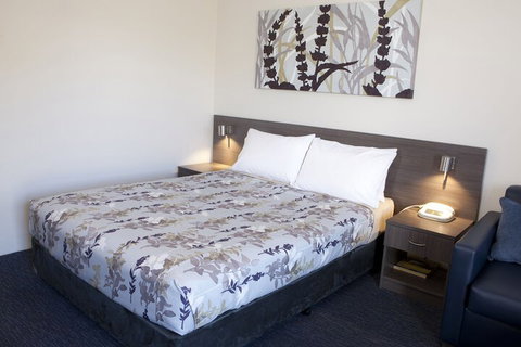 Narellan Motor Inn - South Australia Travel 7