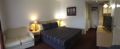 Cooma Motor Lodge Motel - South Australia Travel 3