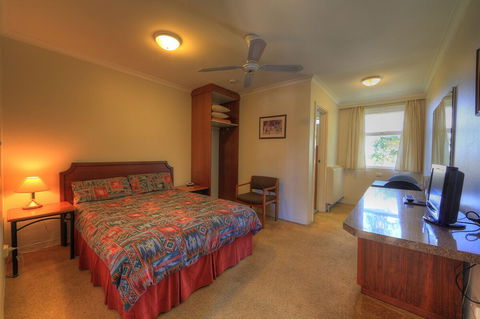 Cooma Motor Lodge Motel - South Australia Travel 5