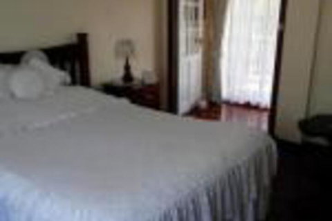 The Hideaway Luxury B & B Retreat - South Australia Travel 0