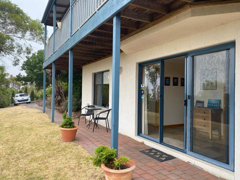 Protea Hill - South Australia Travel 6