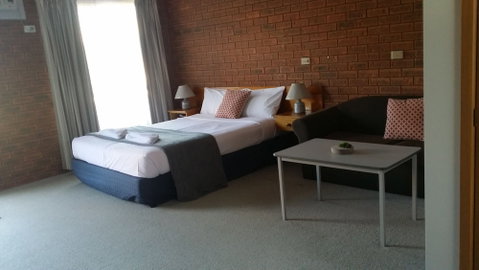 Bridge Motor Inn - South Australia Travel 6