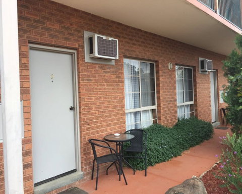 Bridge Motor Inn - South Australia Travel 2