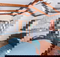 Naracoorte Holiday Park - South Australia Travel