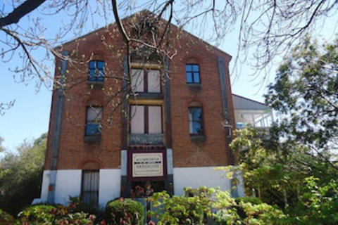 Accommodation In An Historic Warehouse - South Australia Travel 0