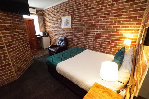 Exies Bagtown - South Australia Travel 5