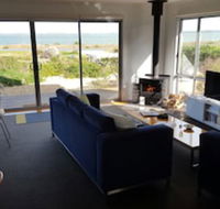 Coorong Waterfront Retreat