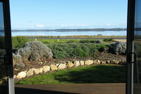 Coorong Waterfront Retreat - South Australia Travel 1