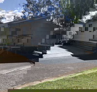 Pleasurelea Tourist Resort and Caravan Park