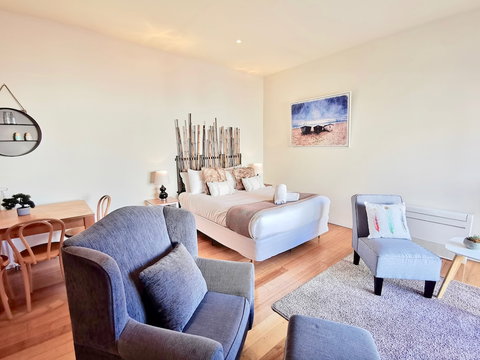 Phoenix Apartments - South Australia Travel 0