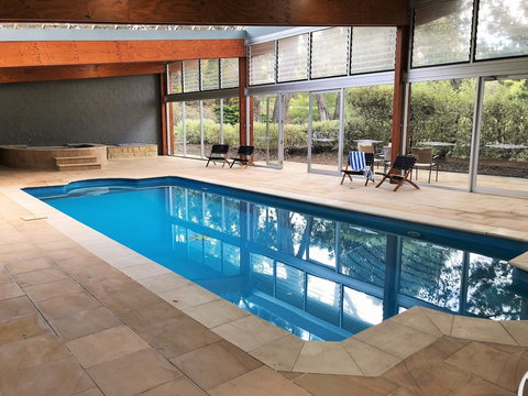 Macedon Ranges Hotel & Spa - South Australia Travel 0