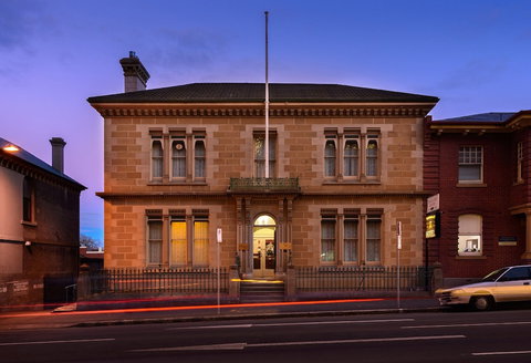 Macquarie Manor - South Australia Travel 1