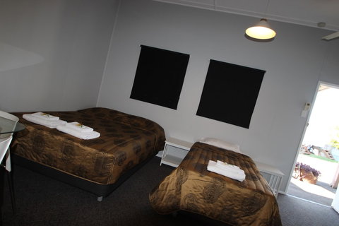 Ned Kelly's Motel - South Australia Travel 5