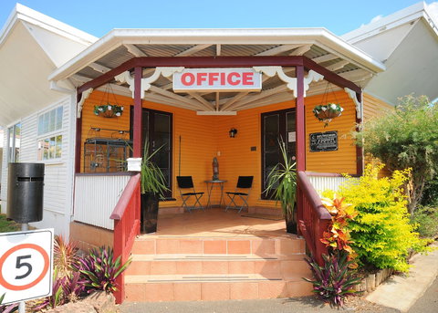 Ned Kelly's Motel - South Australia Travel 0