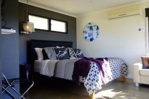 Deshons Retreat - South Australia Travel 0