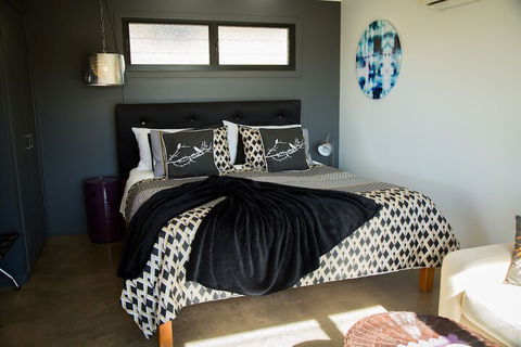 Deshons Retreat - South Australia Travel 3