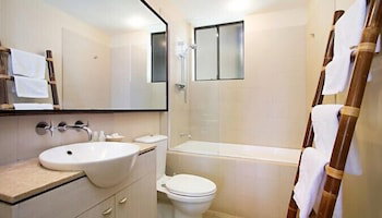 Marine Boutique Apartments - South Australia Travel 3