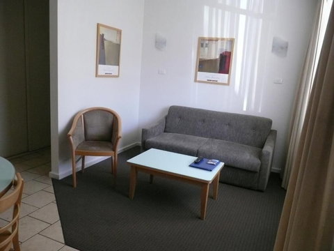 Taft Motor Inn - South Australia Travel 6