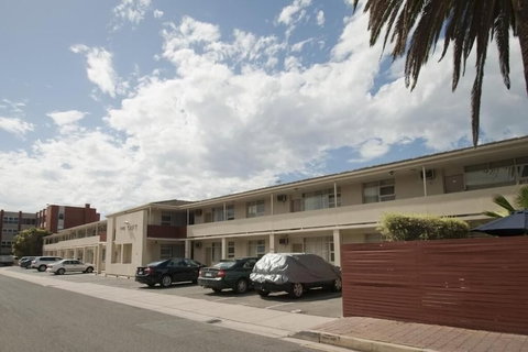Taft Motor Inn - South Australia Travel 0