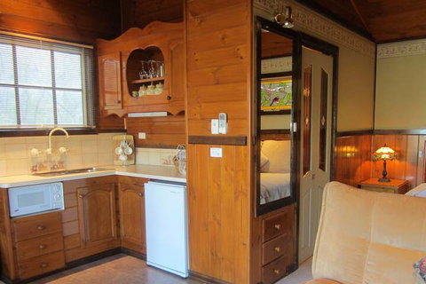 Willowlake Cottages - South Australia Travel 7