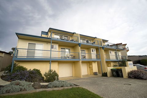 Lorne Ocean Sun Apartments - South Australia Travel 6
