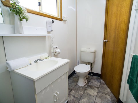 Iluka Holiday Centre - South Australia Travel 2