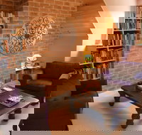 Darnell Bed  Breakfast