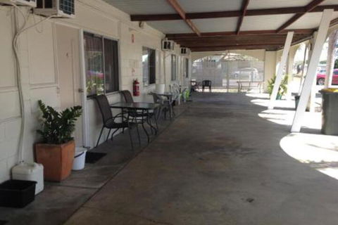 Ayr Max Motel - South Australia Travel 5