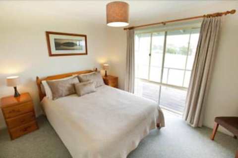 Mystery Bay Cottages - South Australia Travel 6