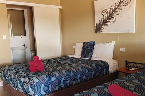 Beagle Motor Inn - South Australia Travel 5